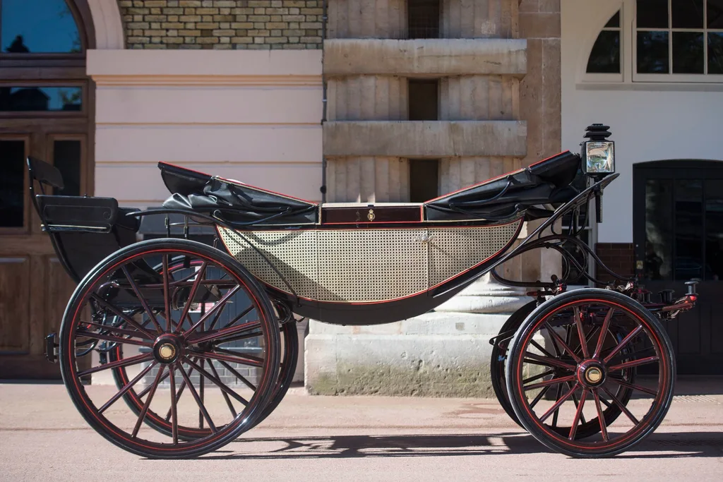 The ascot Landau
