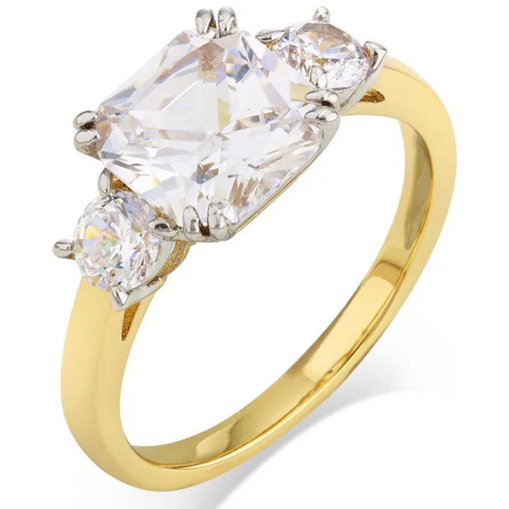 The Meghan Sparkle replica engagement ring