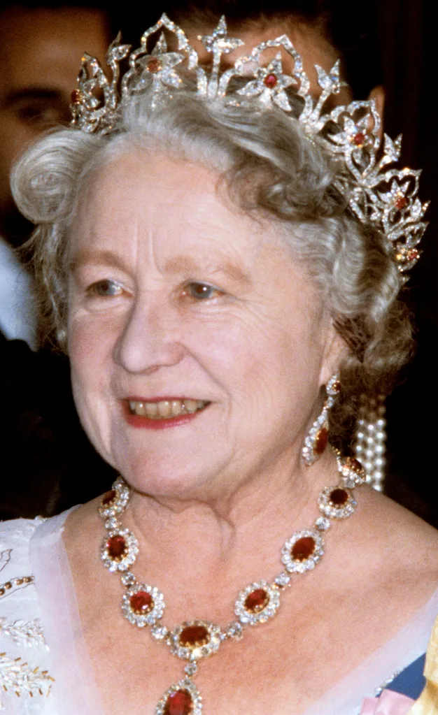 The Queen Mother wearing the Oriental Circlet Tiara