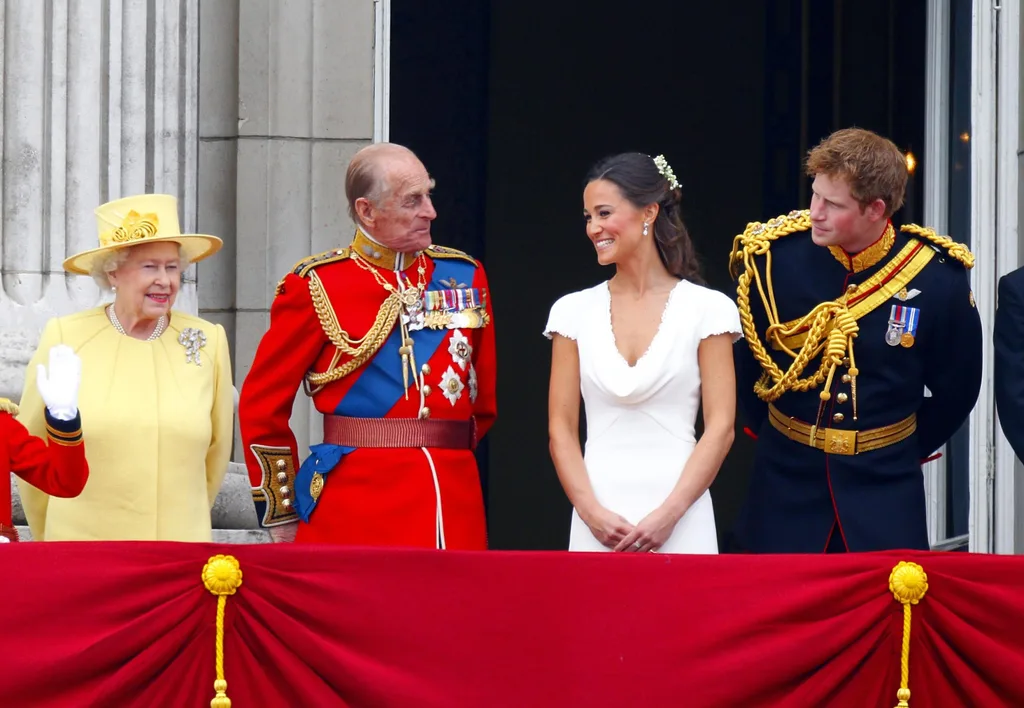 The Queen wore yellow to Kate and William's wedding