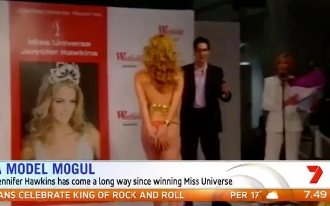 Jennifer famously lost her skirt