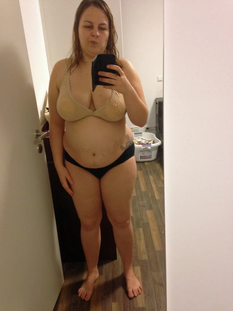 Mum-of-two loses staggering 38kg using her kids as WEIGHTS!