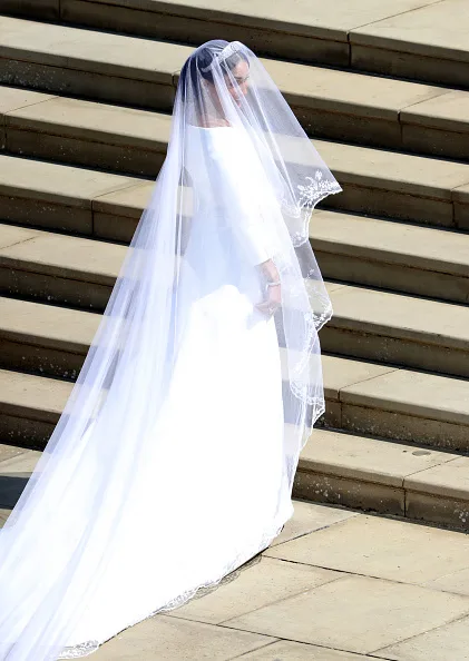 gown