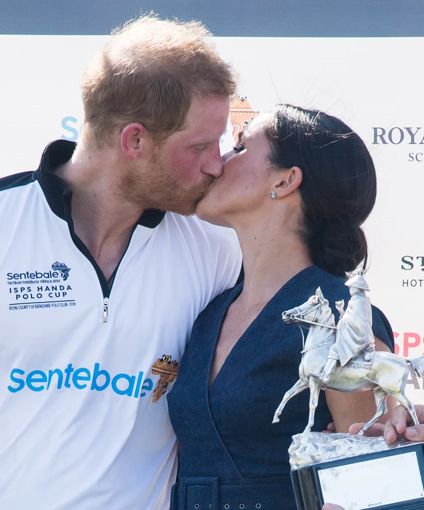 royal kiss