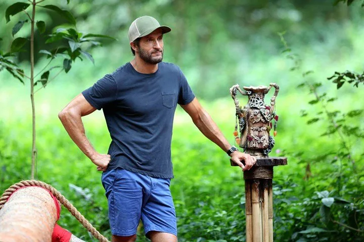 Jonathan LaPaglia on Survivor