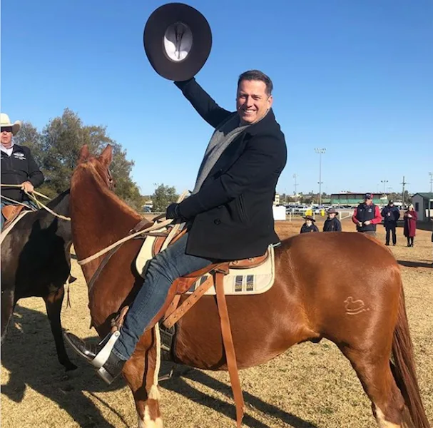 Karl Stefanovic gets on a horse for Farm Aid Live Telethon in Dubbo