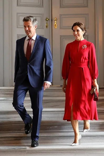 Princess Mary of Denmark wears red to meet wife of French President Brigitte Macron
