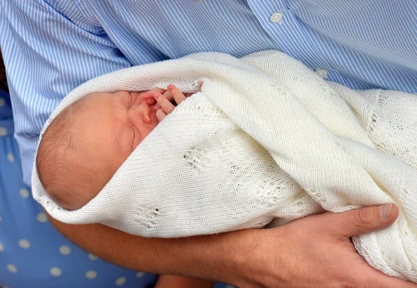Pippa middleton gives birth