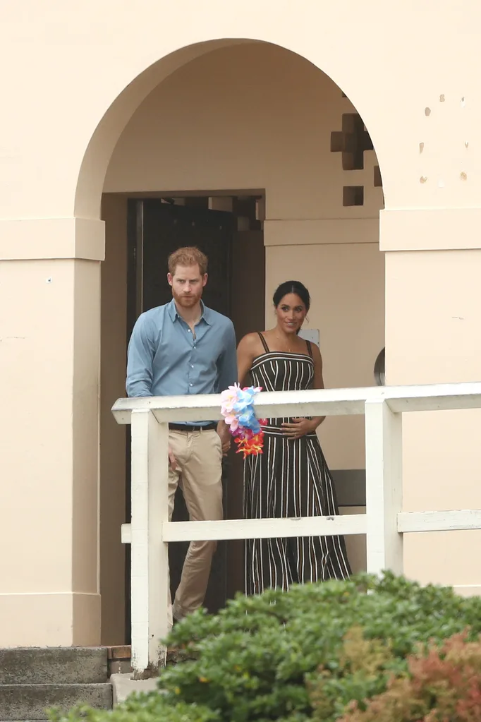 Prince harry anxious in Bondi with Meghan markle says body language expert
