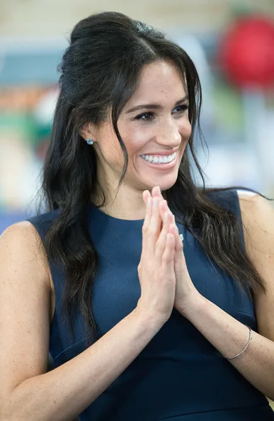 Meghan Markle wears blue Roksanda dress on Australian tour