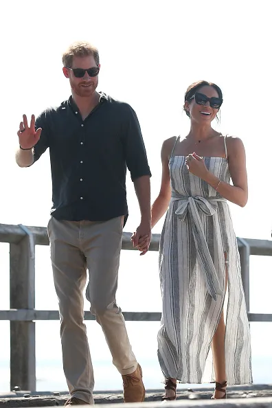 The couple walked along the jetty and were given presents by members of the public. One of them held a sign that said “Rangas Rule”, Australian slang for someone with ginger hair.