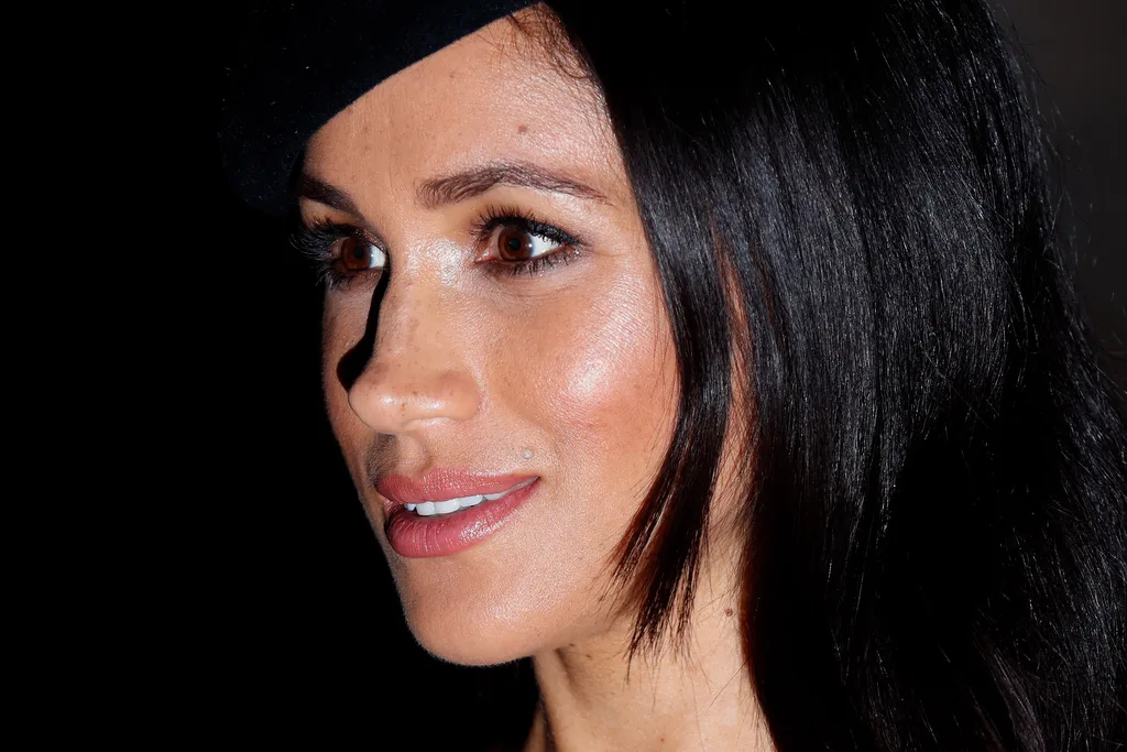 Meghan Markle - loose hair