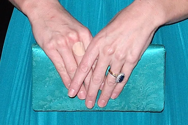 Kate Middleton clutch purse