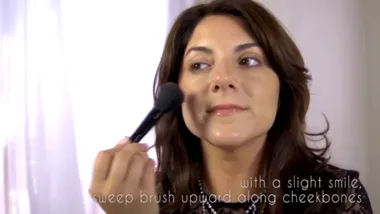 How to Find and Apply the Perfect Shade