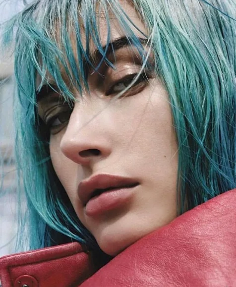Hailey Baldwin