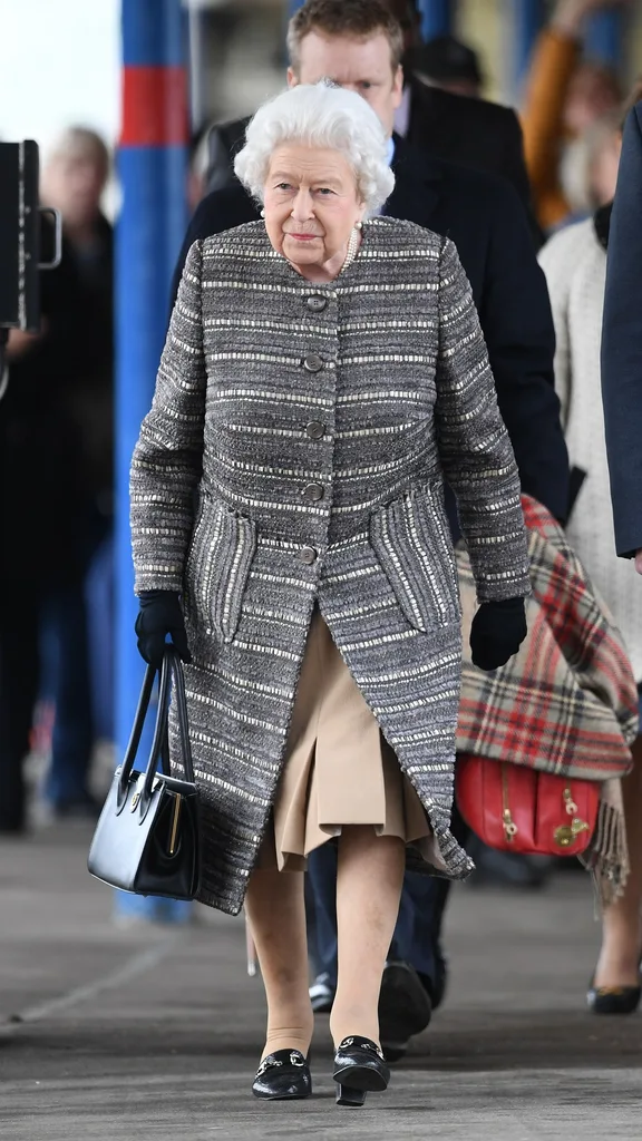 The Queen at train station
