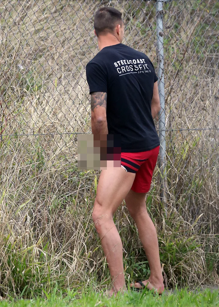 Married At First Sight Nic Jovanovic urinates in bush