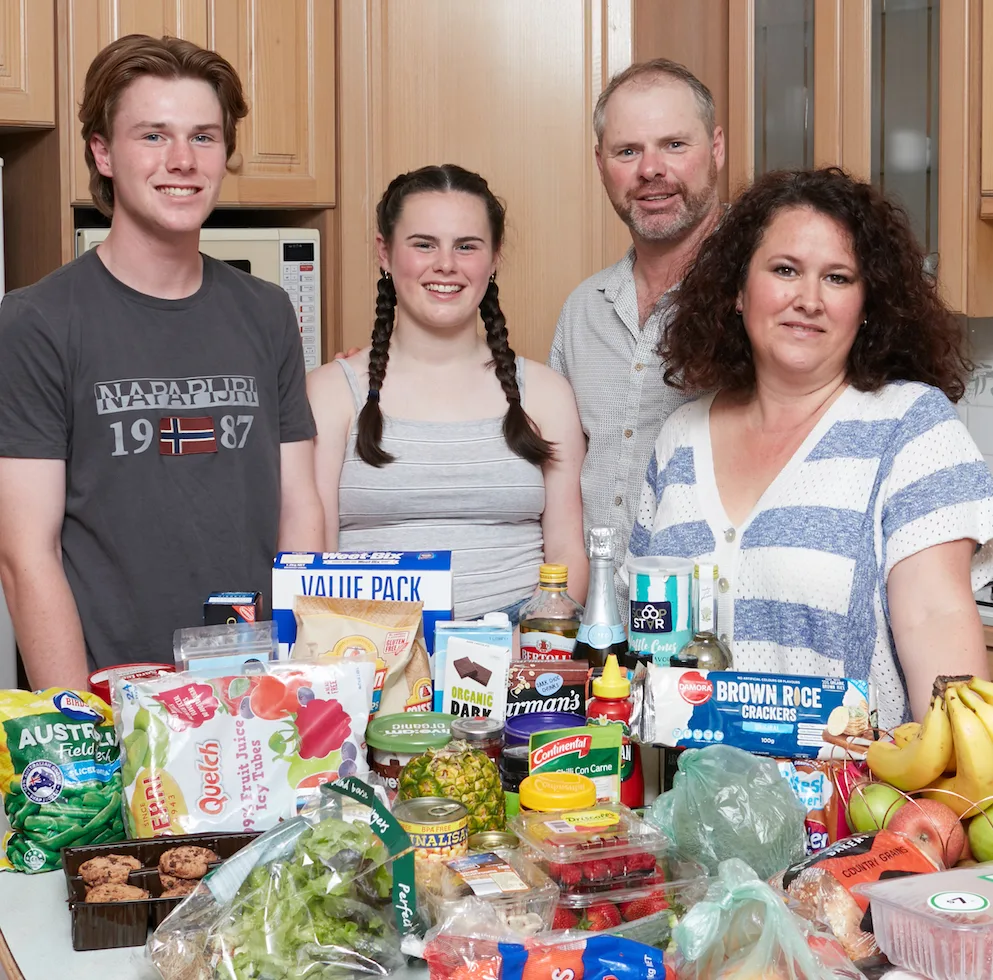 6WFHC Amanda and family