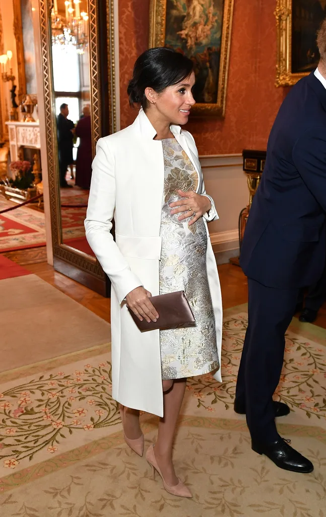 Heavily pregnant Meghan
