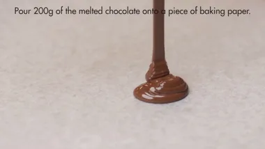 HOW TO MAKE CHOCOLATE SHARDS