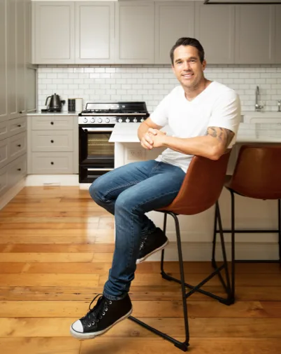 A tiled kitchen splashback