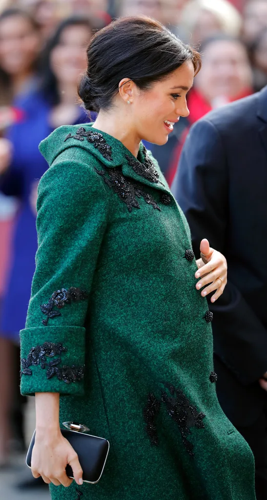 meghan markle royal birthing rules