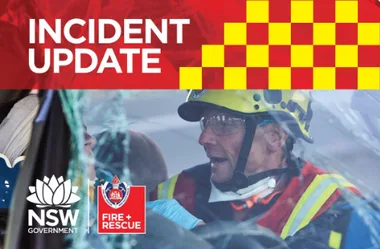 BREAKING: Two tradies trapped beneath scaffolding in shock incident