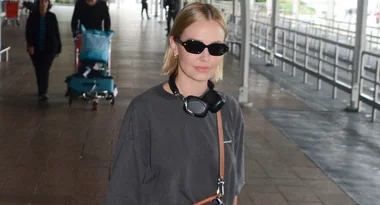 WATCH: Lara Bingle shows off her slim pins in boyfriend jeans in Sydney