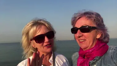 New Idea: 6WFHC Leonie and Trudi’s challenge wrap