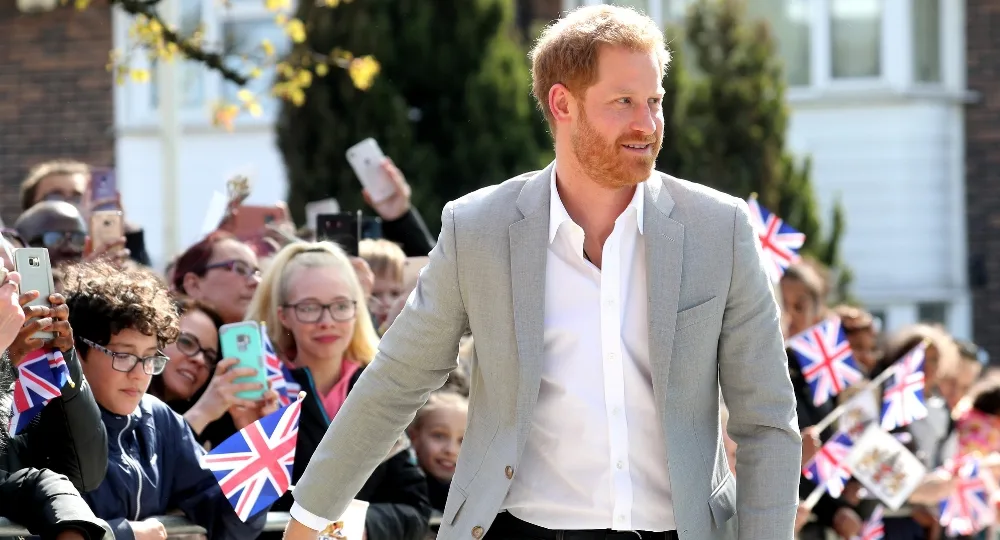 Prince Harry steps out solo in London