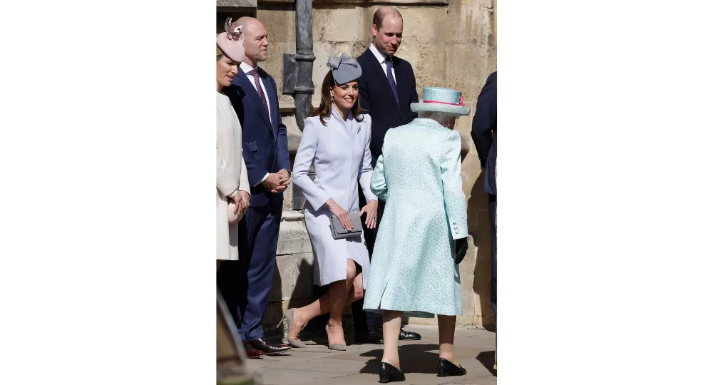 The Duchess of Cambridge curtsied for the Queen