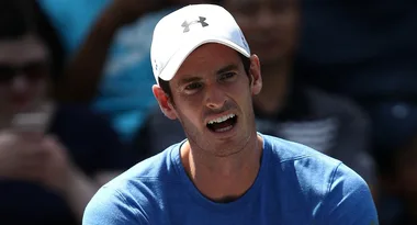 Tennis star Andy Murray doesn’t look like THIS anymore!