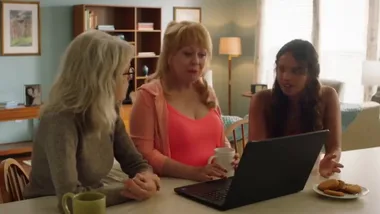 Jacki Weaver stars in cheerleading comedy ‘Poms’