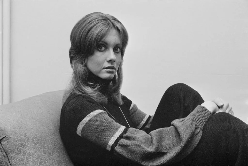 Black and white image of Olivia Newton-John