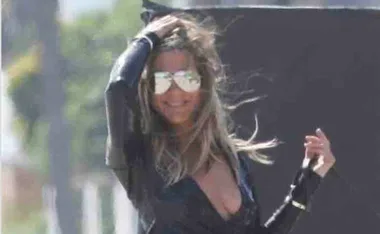 Jennifer Aniston’s $1 million new body: You have to see it!