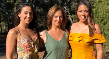 House Rules’ Mikaela and Eliza reveal: “The truth about our mum!”