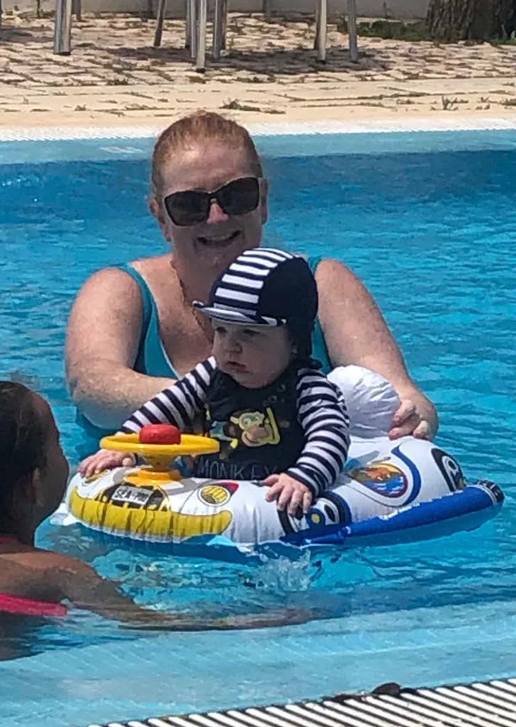 Mum breastfeeding ban on plane