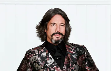 Laurence Llewelyn-Bowen’s easy home styling rules