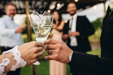 How To Write An Amazing Wedding Toast