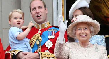 The Queen leaves presents for Prince George when he stays at Buckingham Palace