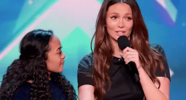 15-year-old girl’s Australia’s Got Talent audition gets the GOLDEN BUZZER and leaves Ricki-Lee in tears