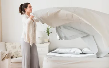 12 Minimalist Bedroom Design Ideas