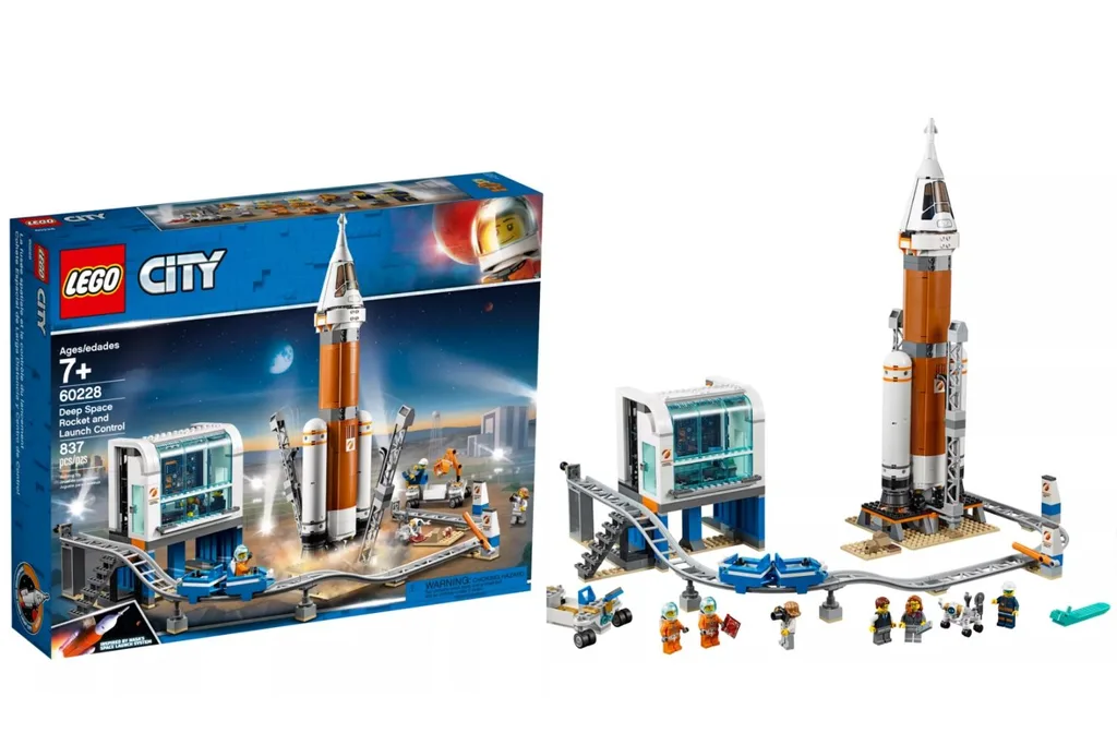 LEGO City Deep Space Rocket and Launch Control