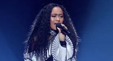 15-year-old singer Olina Loau receives Jessica Mauboy’s Golden Buzzer during the ‘Australia’s Got Talent’ Semi-Finals!