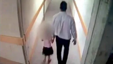 Security guard kidnaps girl
