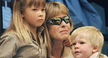 WATCH: Bindi Irwin’s heartbreaking tribute to father Steve at his 2006 funeral
