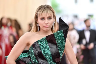 Fresh family horror for Miley Cyrus following nasty divorce