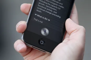 20 Funny Things To Say To Siri