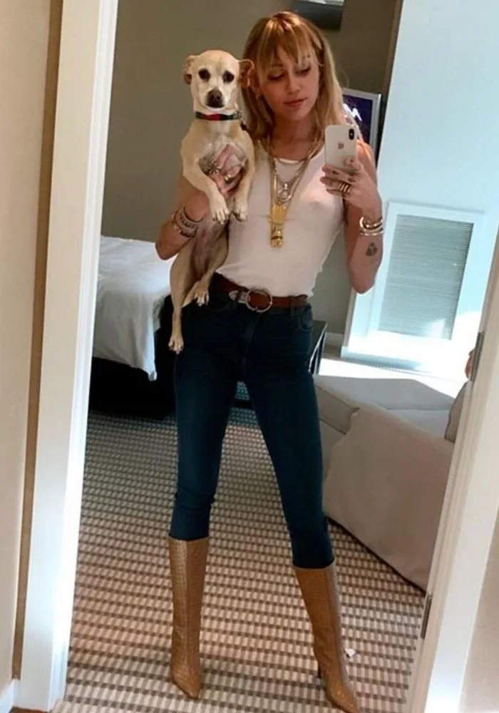 miley and her dog
