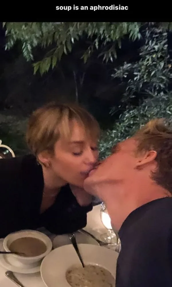 miley cody pda